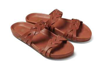 Motmot leather slide sandals in cognac - angle shot