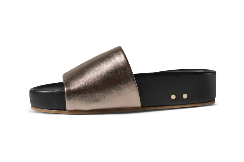 Pelican leather platform sandal in bronze/black - side shot