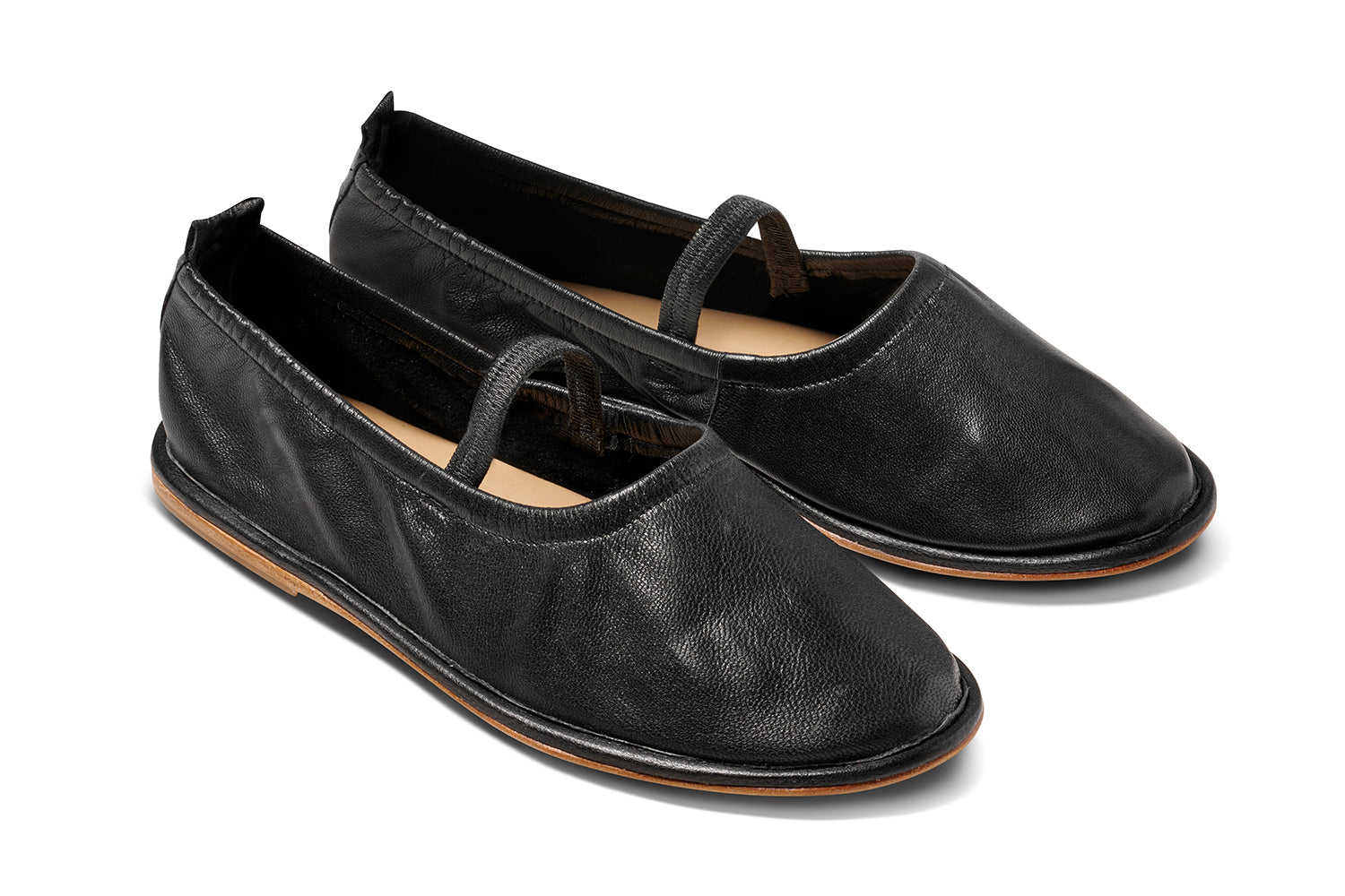 Petey leather ballet shoes in black - product angle shot