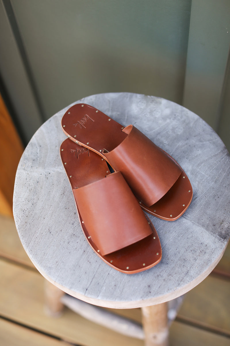 Weebill leather sandals in cognac