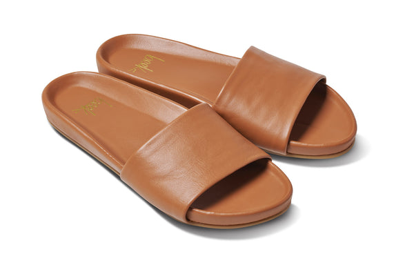 Gallito slide sandal - tan - angle shot