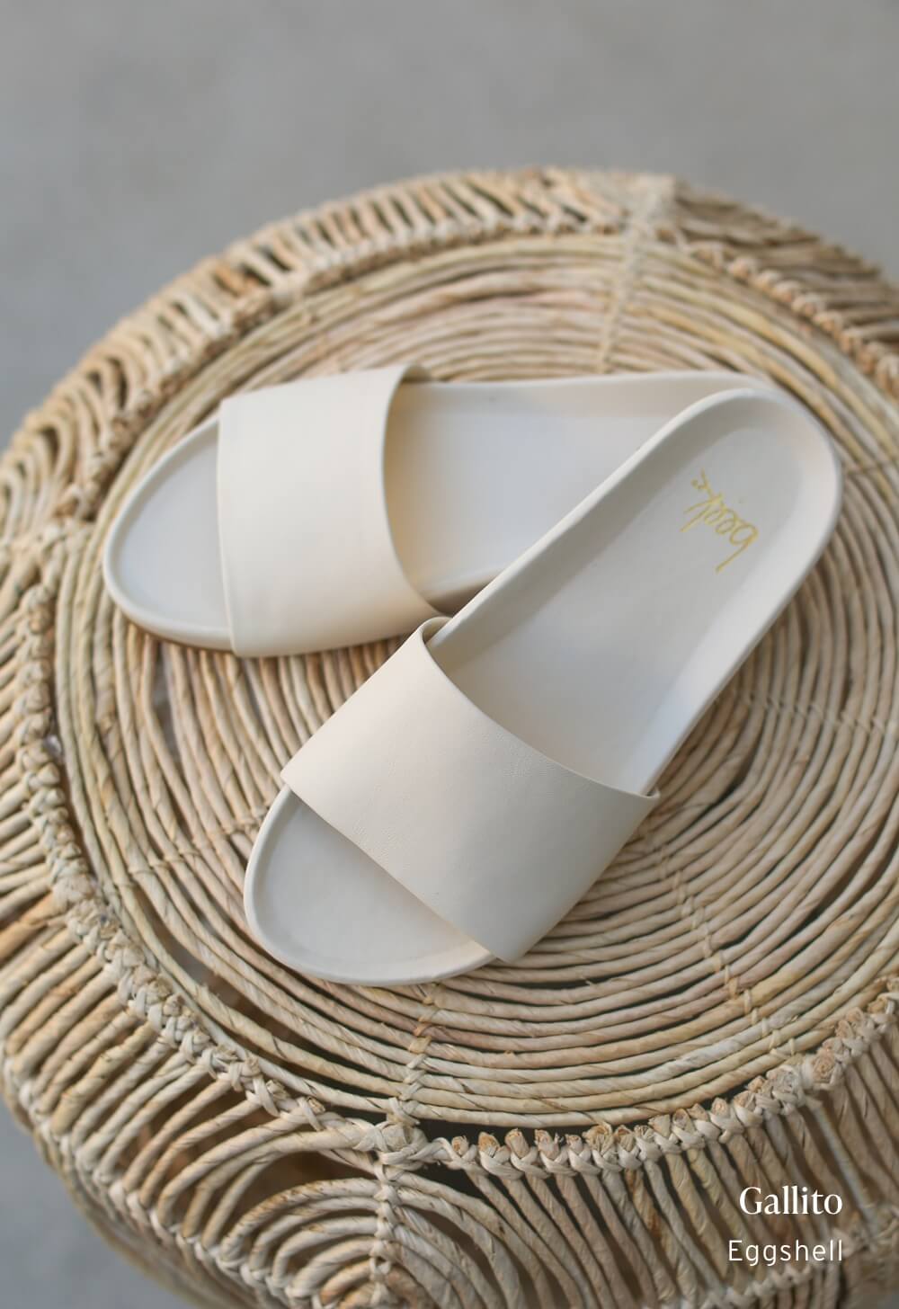 Gallito leather slide sandals in eggshell