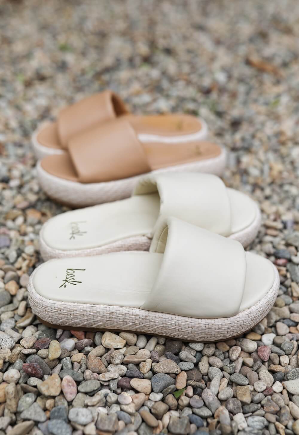 Trumpeter Raffia platform sandals in eggshell and beach