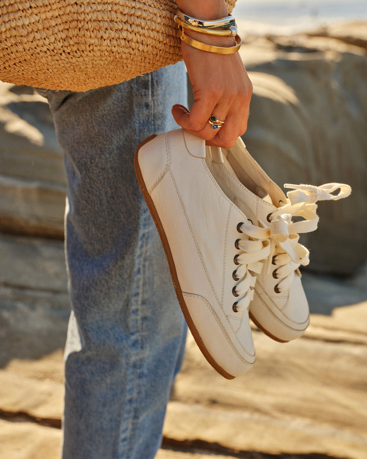 SANDPIPER - White