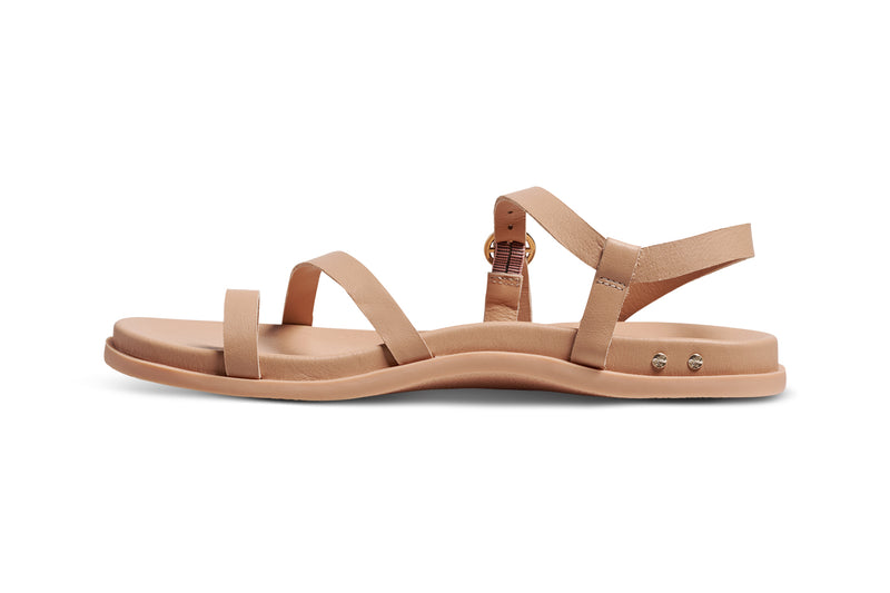 Auklet leather strappy toe-ring sandal in beach - product side shot