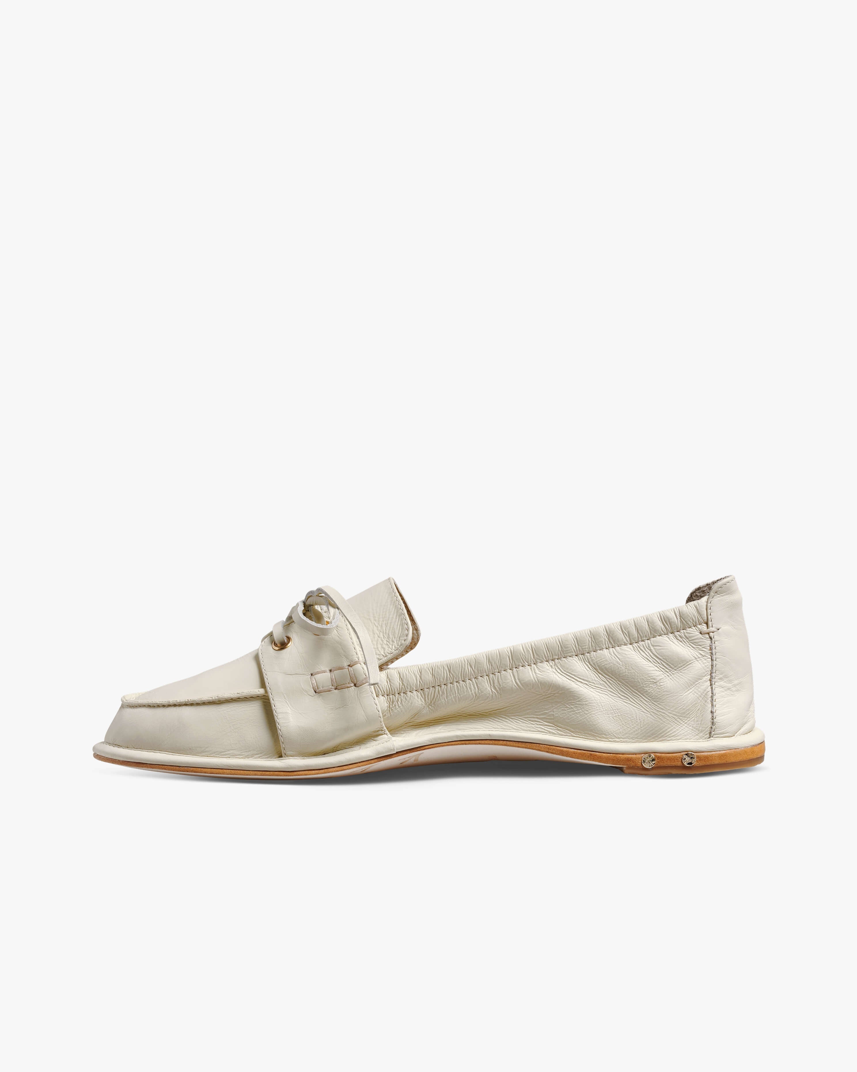 Boatbird Leather Loafer - Vanilla | beek