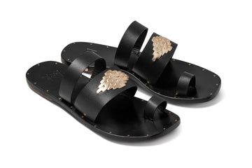 Brilliant leather toe-ring sandals in black with platinum details - angle shot