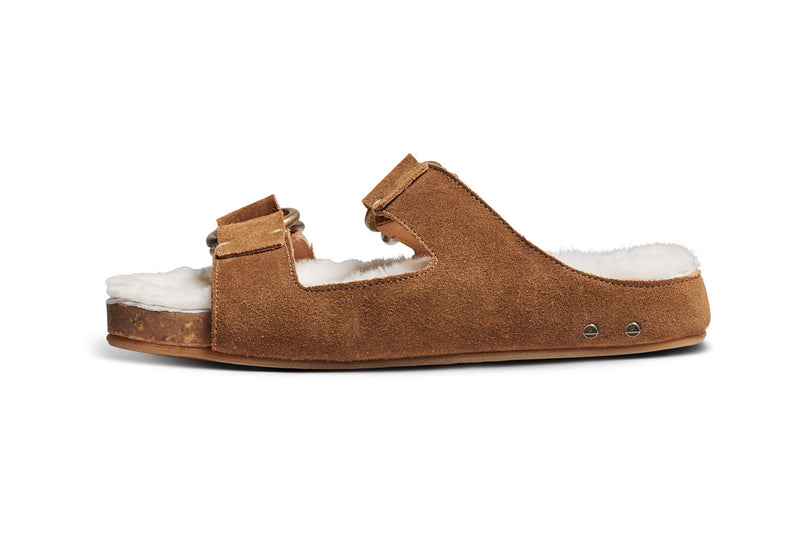 Buzzard Shearling sandals in chestnut - product side shot
