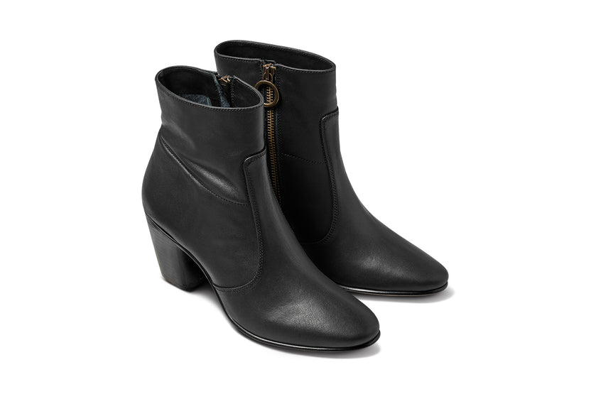 Catbird leather boots in black - product angle shot