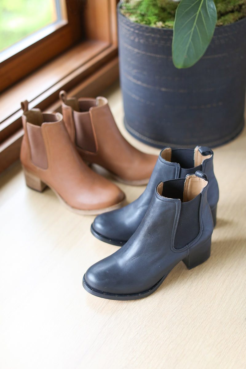 Cougar fargo ankle sales boots