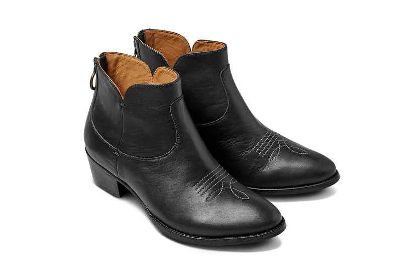 Cowbird leather boot in black - product angle shot