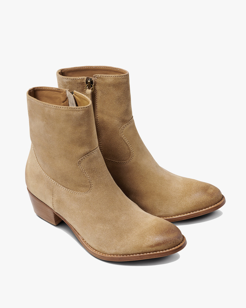 Cuervo suede boot in oat - product angle shot