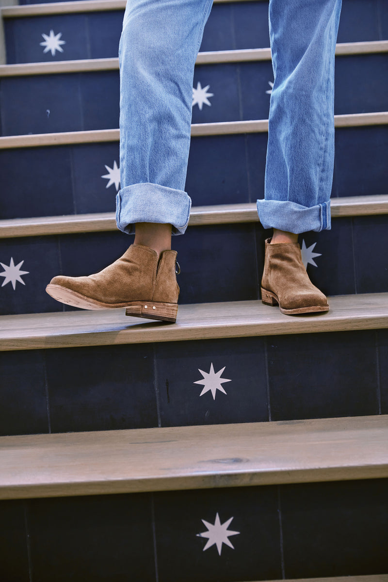 FALCON Chestnut Ankle Suede Boots beek