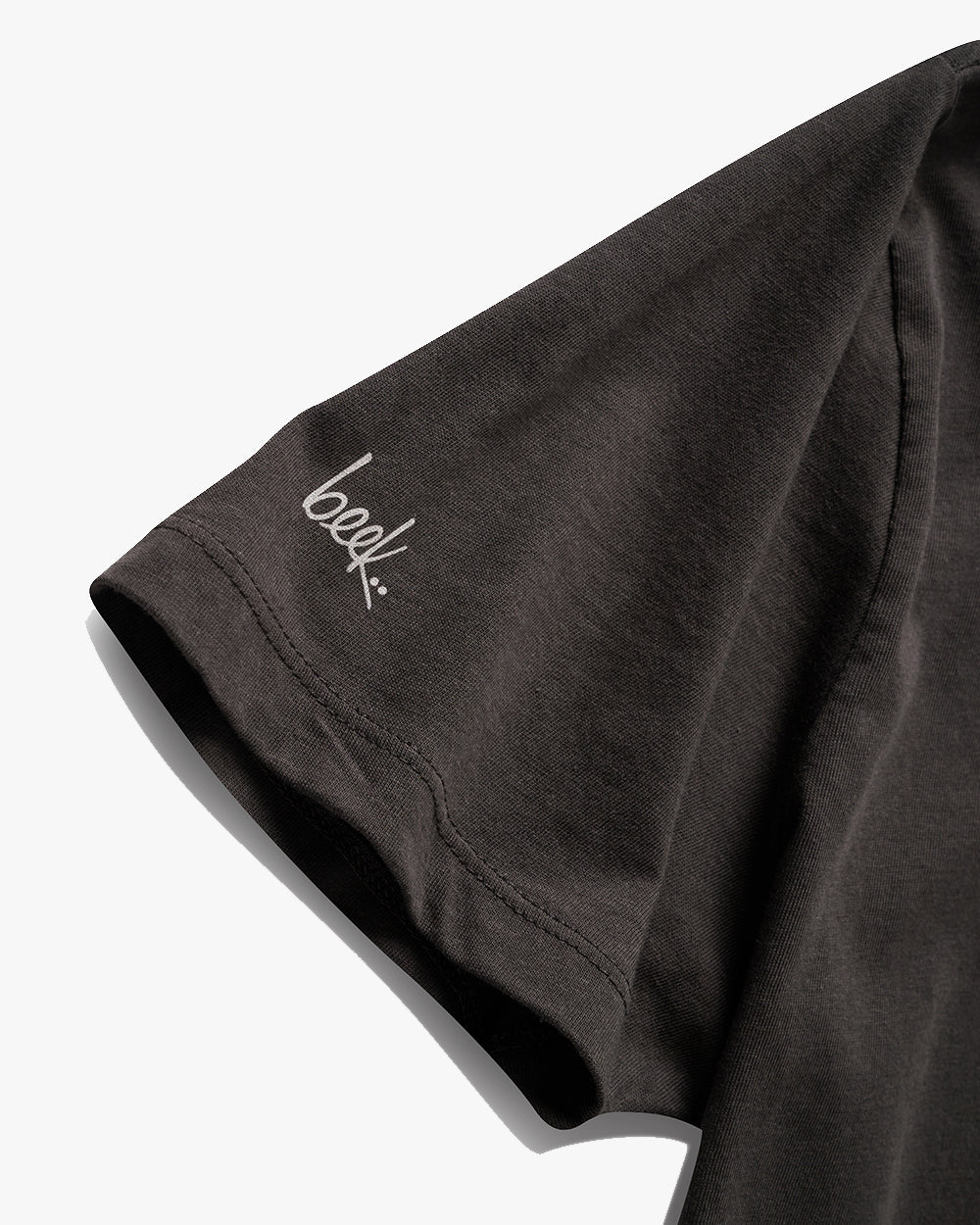 Feather tee shirt in vintage black - product detail