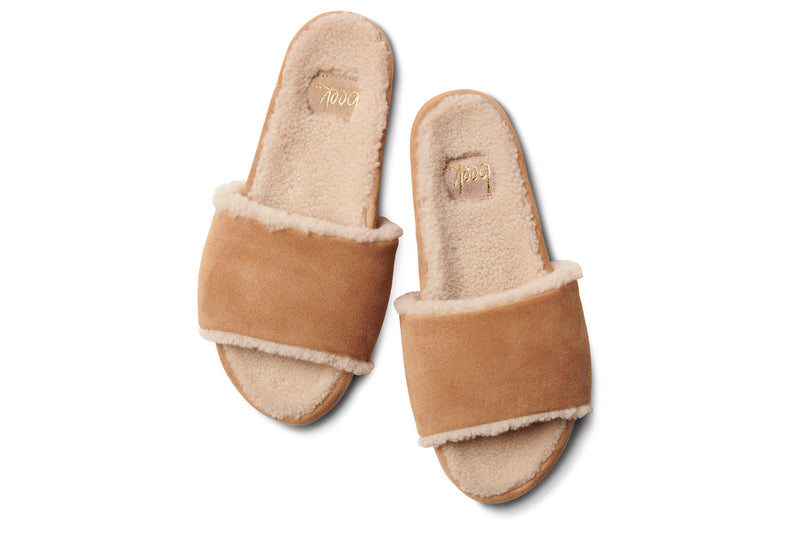 Gallito Más Shearling suede slide sandal in almond - top shot