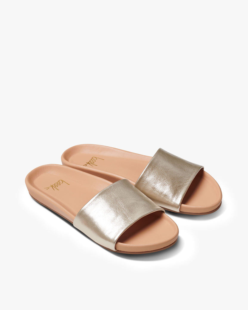 Gallito slide sandal - platinum/beach - angle shot