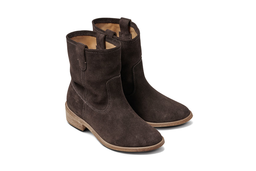 Grouse slouchy suede boot in coffee - product angle shot