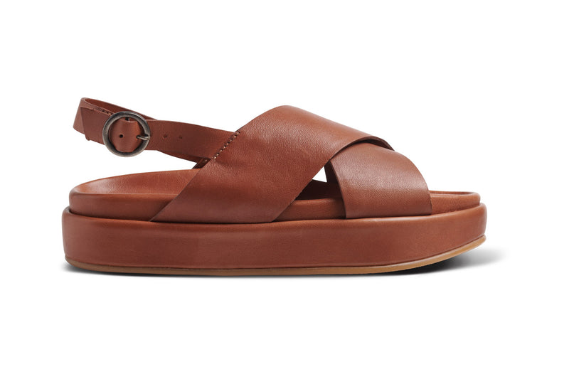 Gull leather platform sandal in cognac - product side shot