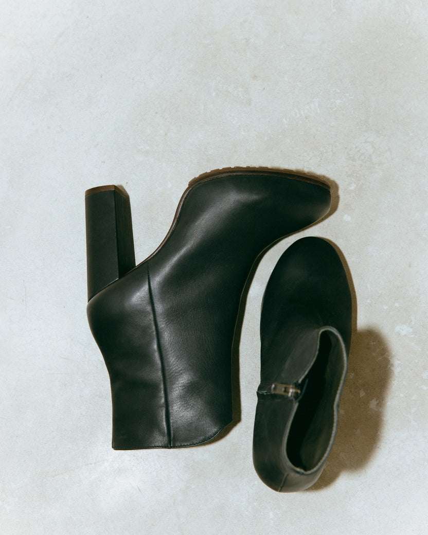 TOWN BOOT - Black