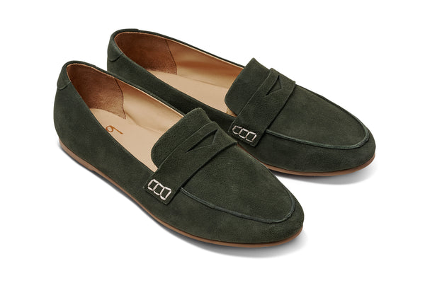 Moorhen suede loafers in ivy - product angle shot