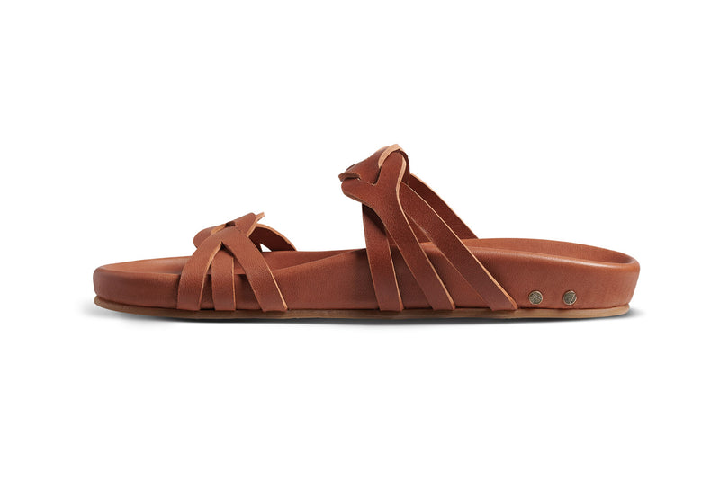 Motmot leather slide sandals in cognac - side shot