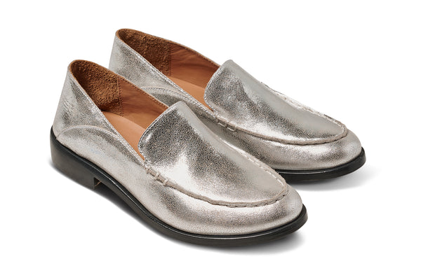 Pepper leather loafer in silver - product angle shot