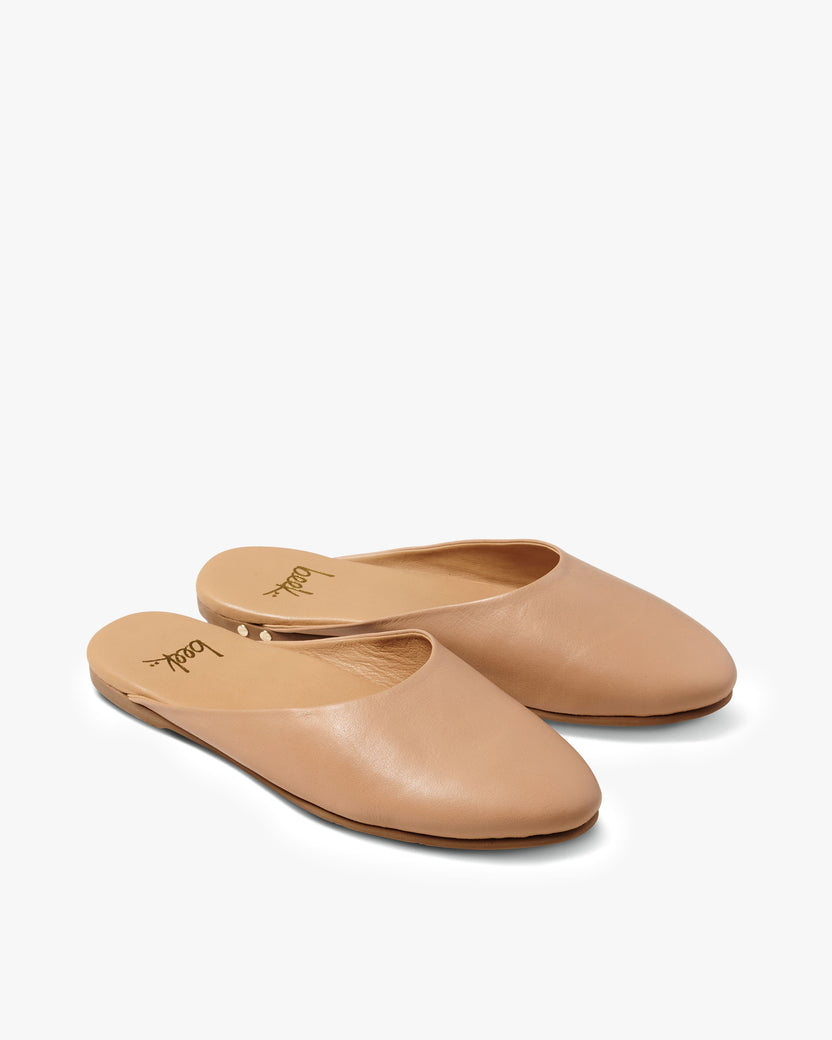 Phoebe leather ballet mule in beach - product angle shot
