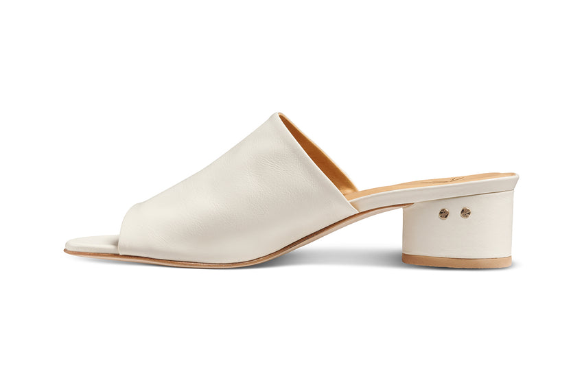 Stilt leather heeled sandal in vanilla - product side shot