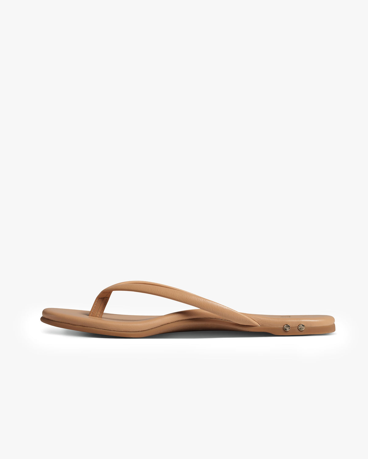 Sunbeam leather flip flop sandal in beach - side shot