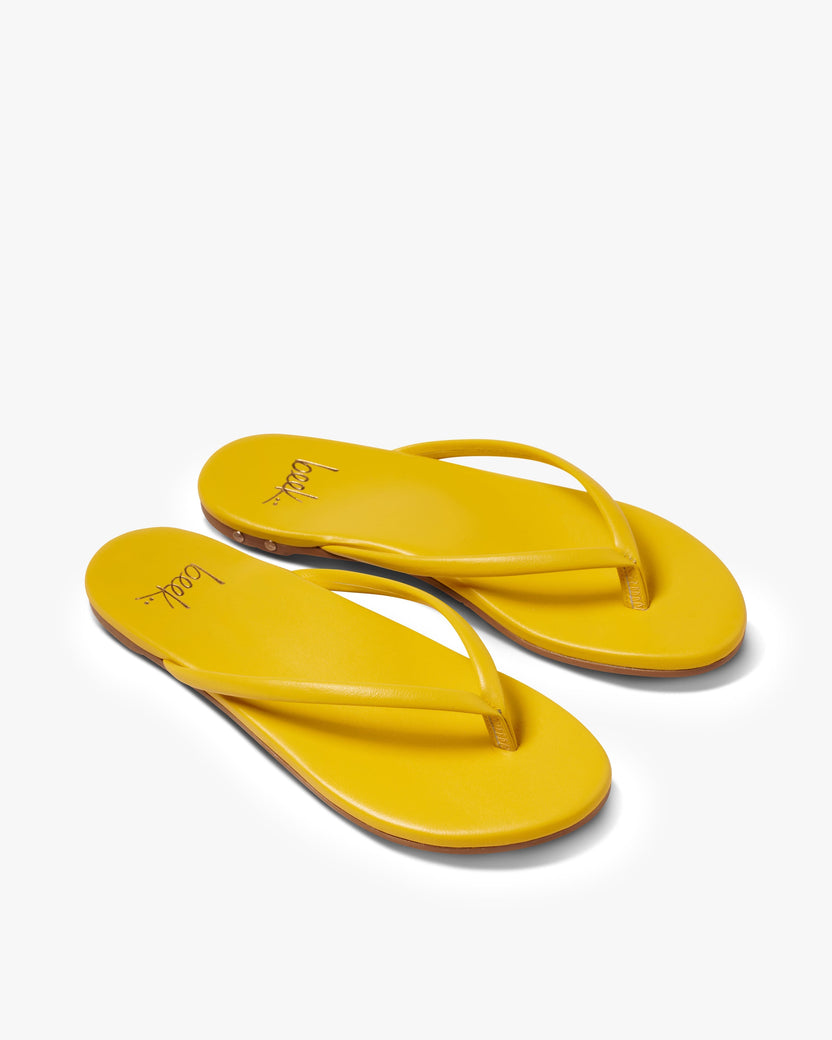 Sunbeam leather flip flop sandal in lemon - product angle shot