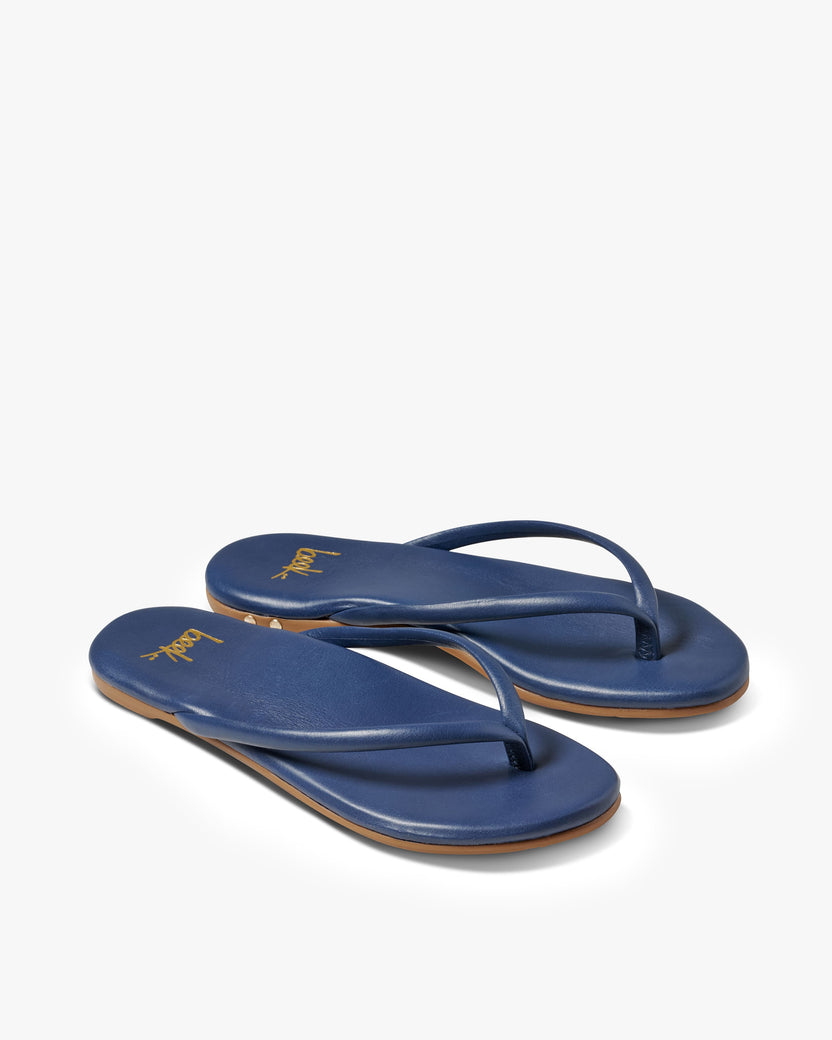 Sunbeam leather flip flop sandal in navy - product angle shot