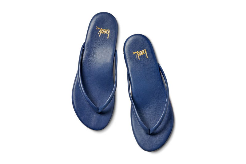 Sunbeam leather flip flop sandal in navy - product top shot
