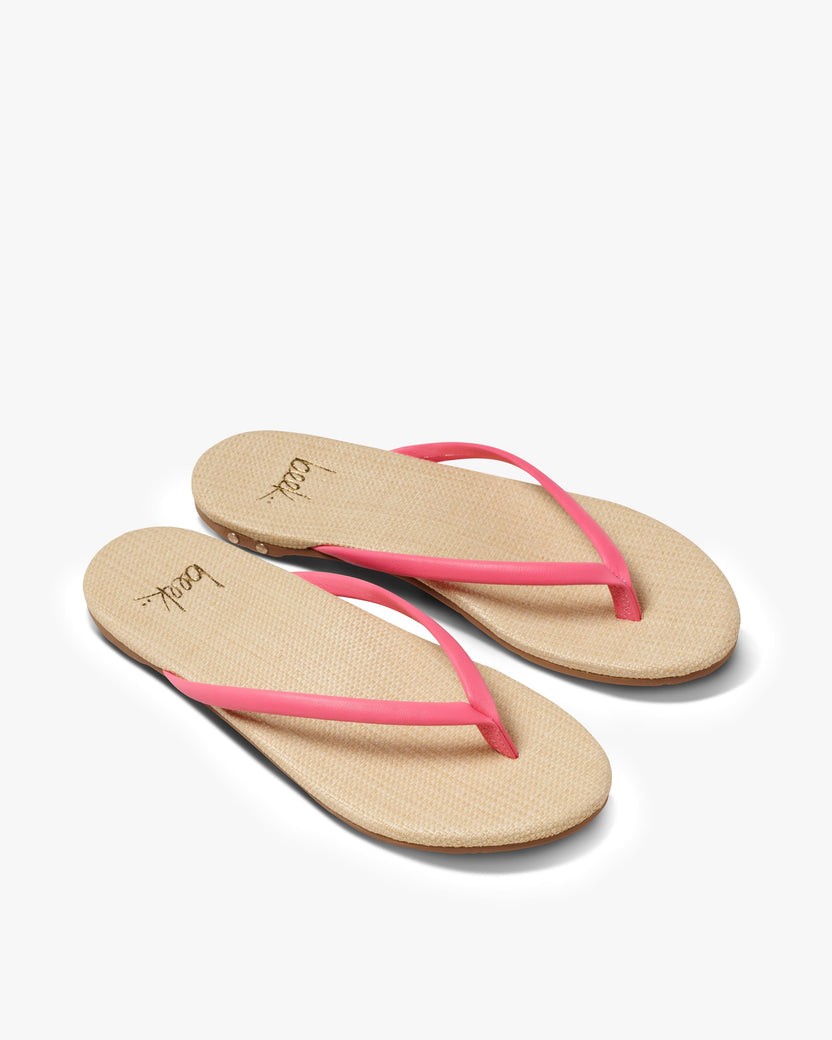 Sunbeam leather and raffia flip flop sandal in peony raffia - product angle shot
