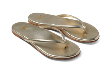 Sunbeam leather flip flop sandal in platinum - angle shot