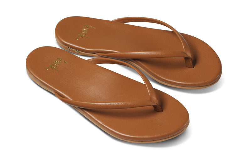 Sunbeam leather flip flop sandal in tan - angle shot
