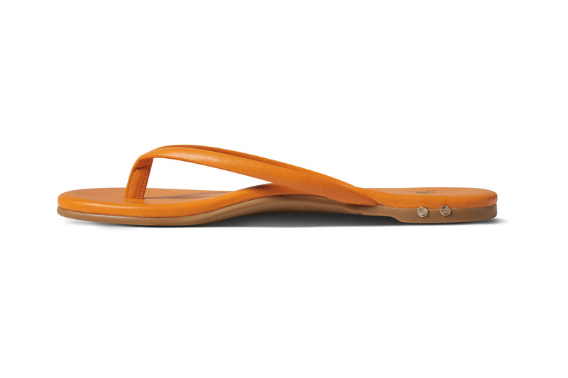 Sunbeam leather flip flop sandal in tangelo - side shot
