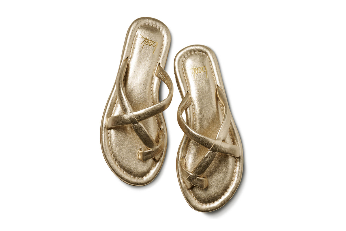 Sungem leather toe-ring sandals in gold - product top shot