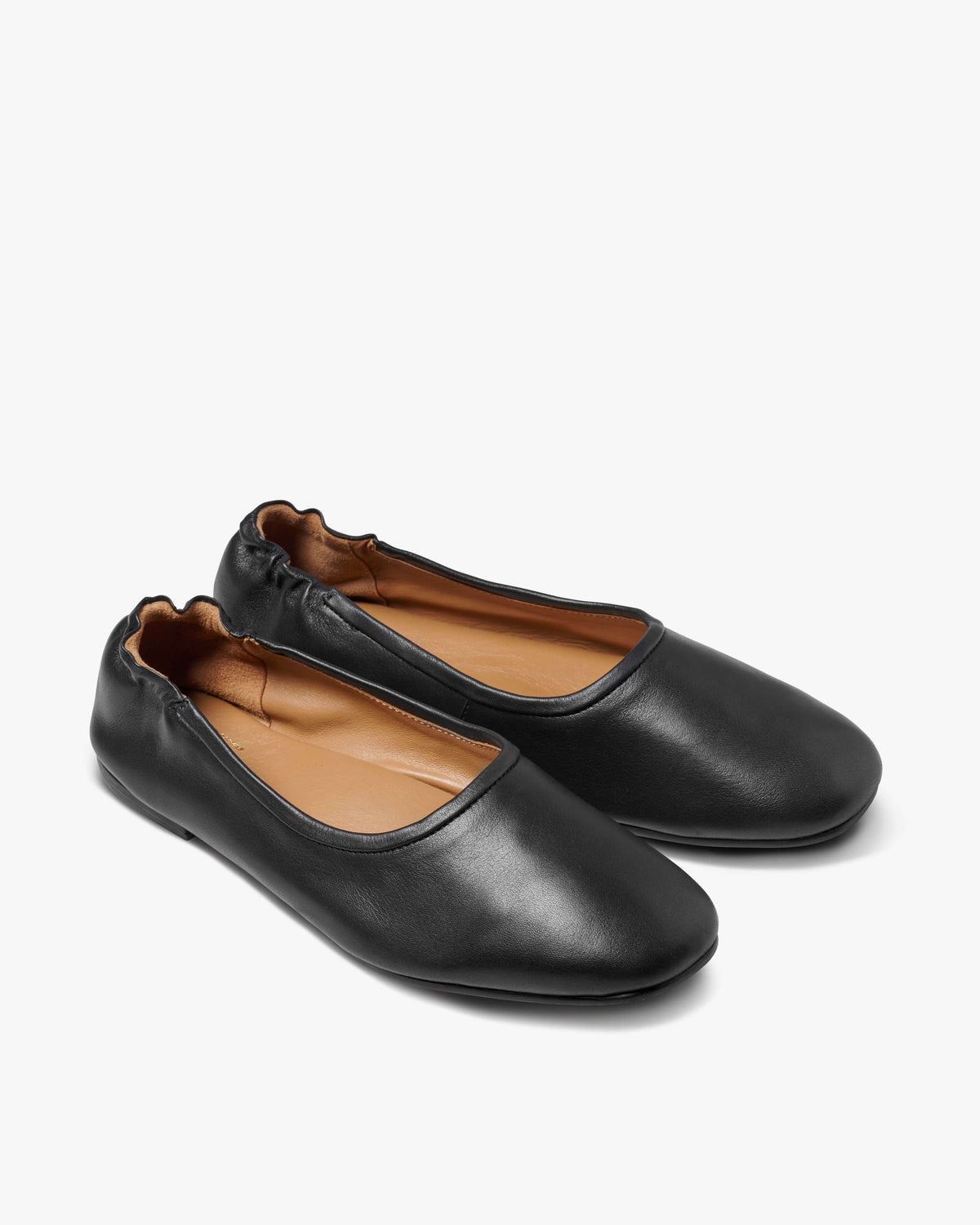 Swan leather ballet flat in black - product angle shot