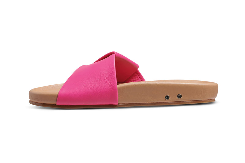 Tori leather slide sandal in azalea/beach - side shot