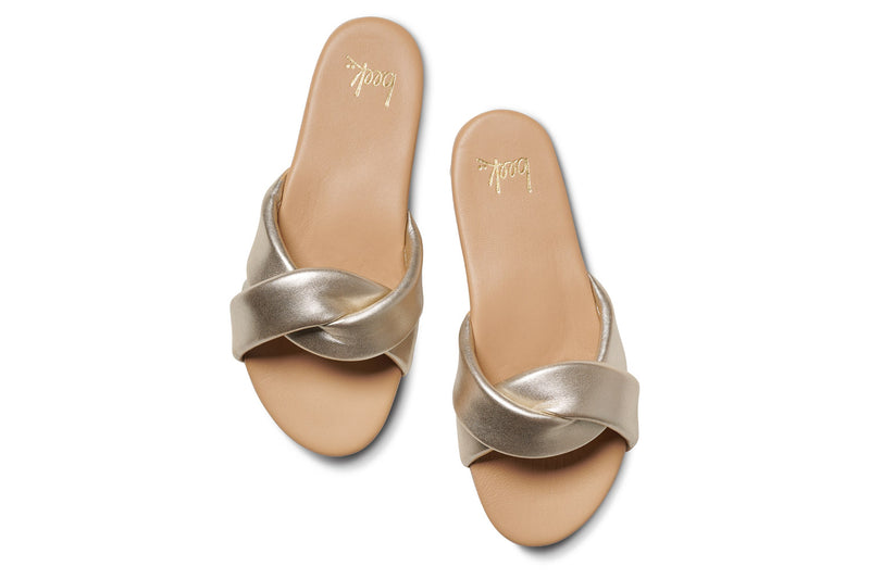 Twistybird leather sandals in platinum/beach - top shot