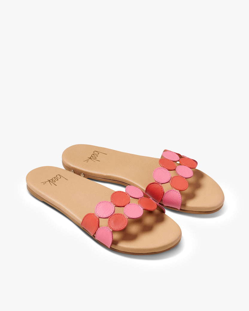 Whirlybird leather slide sandal in multi/beach - product angle shot