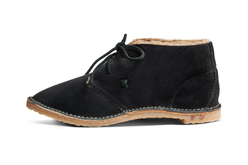 PENGUIN bootie - black - side shot