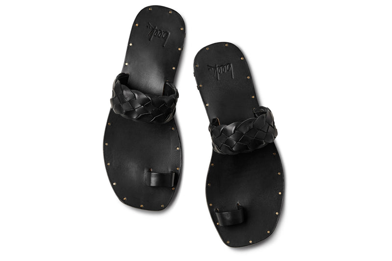 COCKATOO Black Toe Ring Slide Sandals | beek