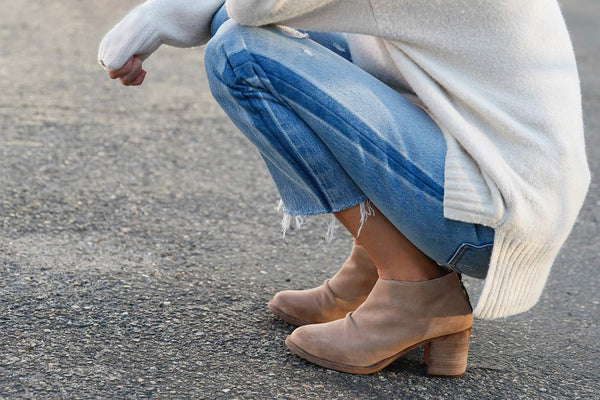 Eaglet suede boot - stone - on model shot