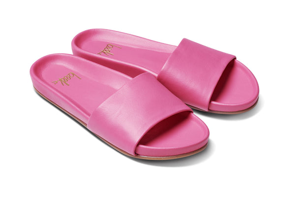 Gallito slide sandal - hibiscus - angle shot