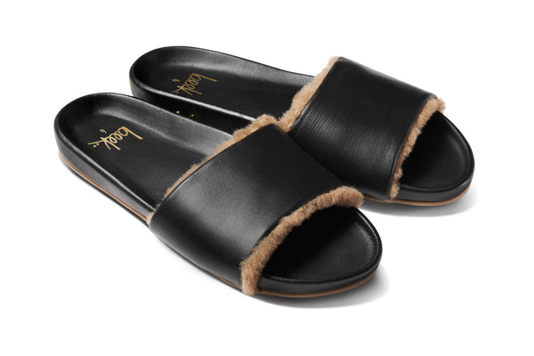 Gallito Shearling slide sandal - black - angle shot