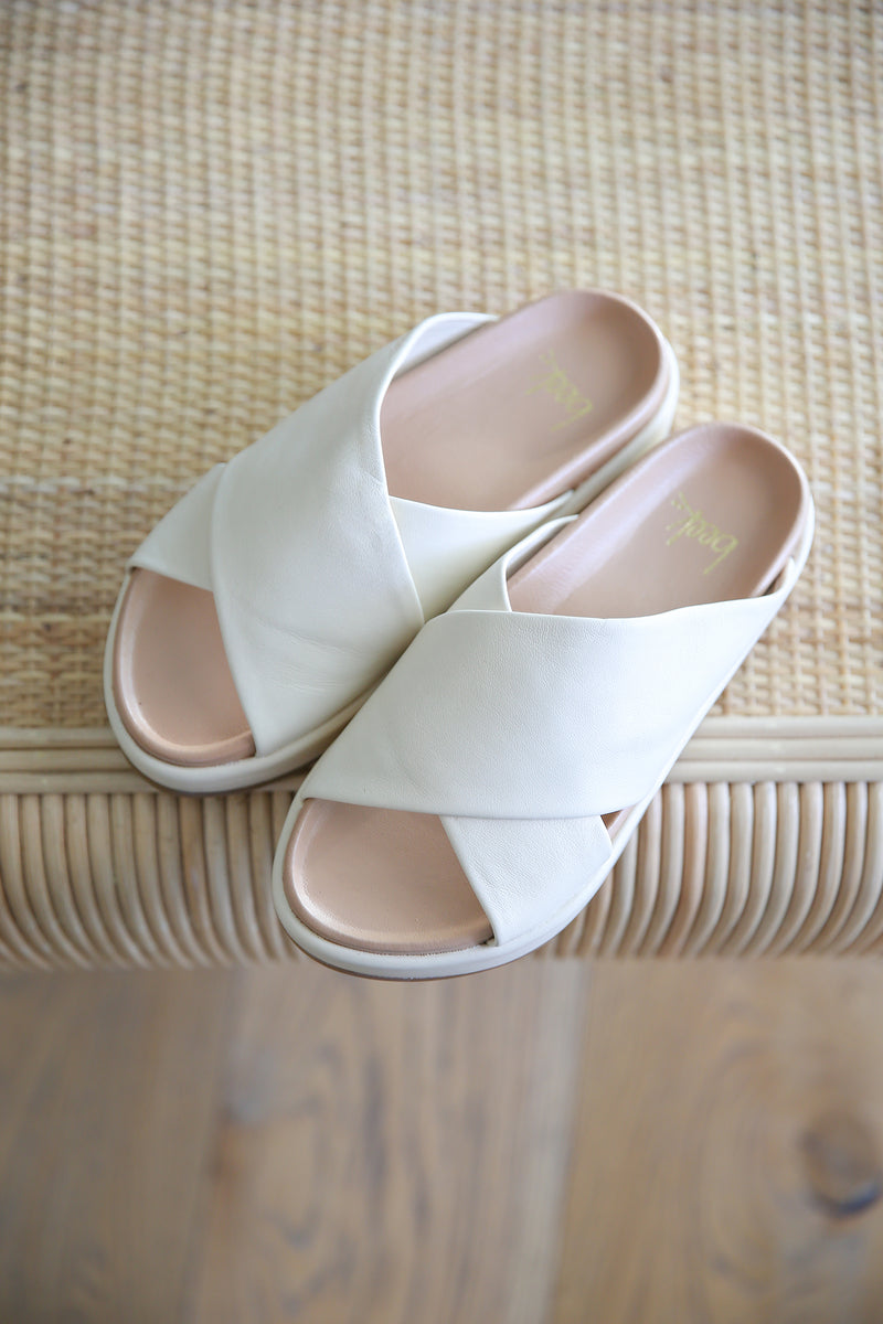 Kite platform sandal - eggshell - product shot