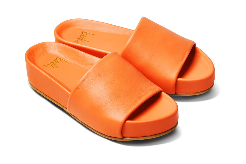 Pelican platform sandal in papaya - angle shot